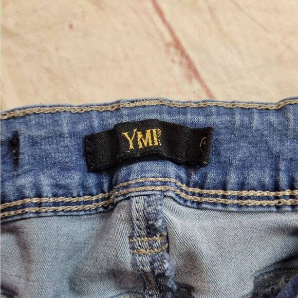 YMI jeans 1  - Picture 6 of 7